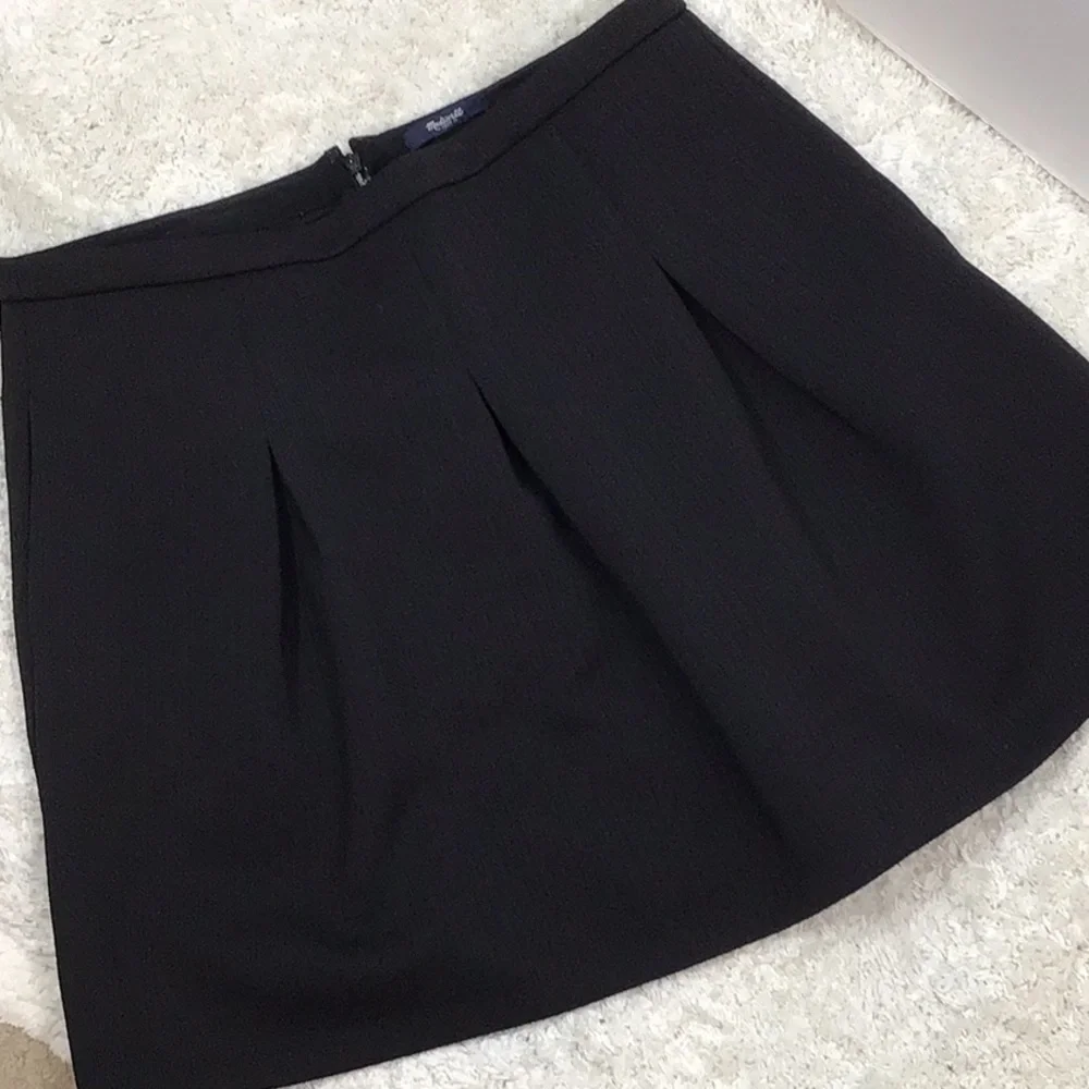 Madewell black jacquard pleated skirt 14